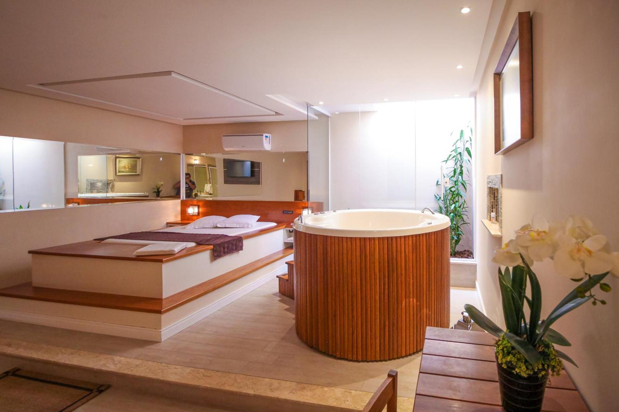 Cisne Love hotel *